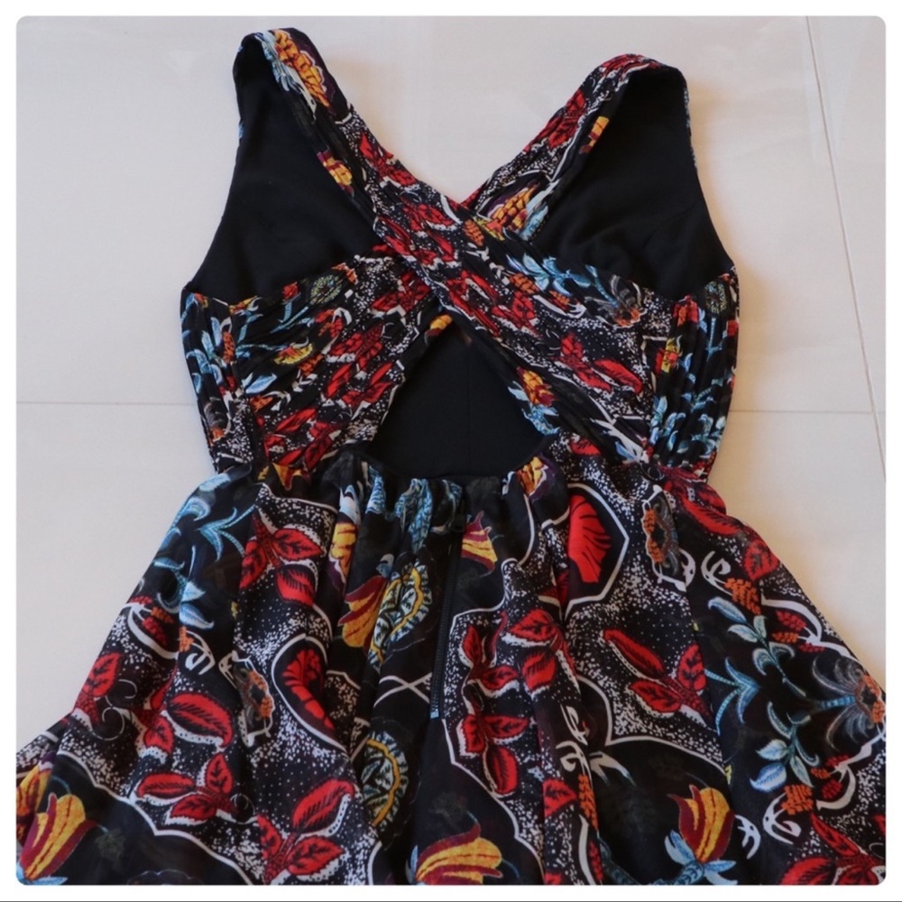 ALICE + OLIVIA Kora Maxi Deess - Picture 8 of 11